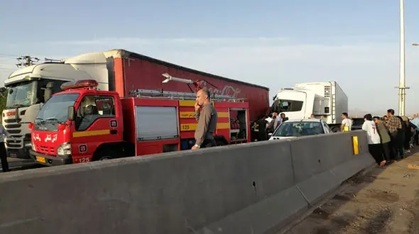  تصادف زنجیره‌ای در جاده ایلام به مهران 