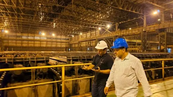 بازدید عیدانه مدیرعامل فولاد اکسین از خط تولید/ تاکید بر تحقق روزهای درخشان در سال ۱۴۰۳