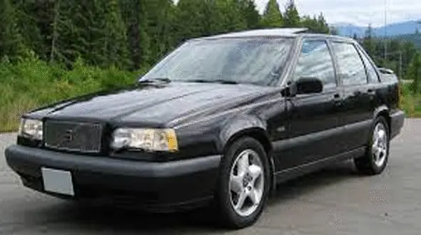 تست سقوط خودروی قدیمی ولوو 850 + فیلم