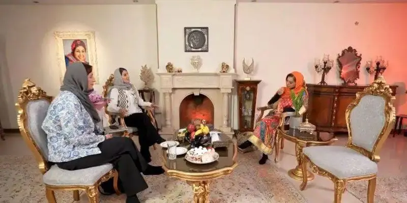 فیلم / چرخی در خانه شبیه کاخ بهنوش بختیاری خانم دده سریال بامداد خمار / همه اثاثیه لوکس و اعیانی خودتان ببینید