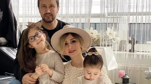 فیلمی از شاهرخ استخری 