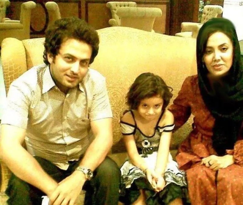 «یوزارسیف» در کنار دخترش «منسه» و مادرش «راحیل»