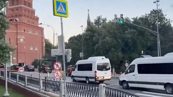 فیلم: ورود کاروان فرستادگان ترامپ به کرملین