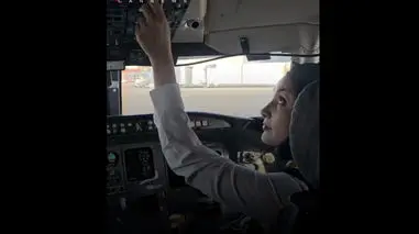 پرواز به سمت قزاقستان توسط 2 خانم خلبان ایرانی + فیلم 