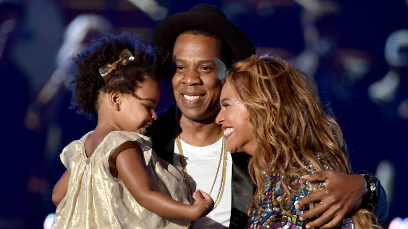 beyonce-jay-z-baby-today-tease-003-170607_05b386360ddfe71aa749ecfbe1c0ead9-w700