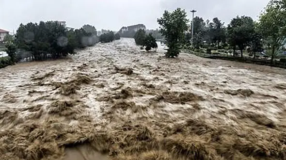 وقوع سیل در منطقه برزند گرمی اردبیل / فوت یک تن و مفقود شدن ۵ نفر