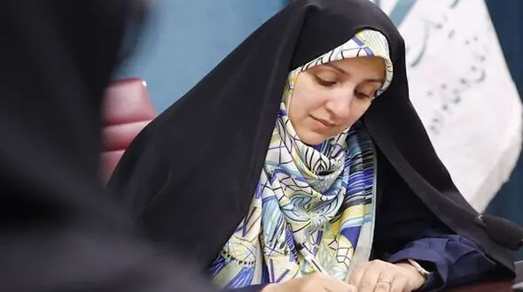 بیش از ۵۷۰۰ زن در عرصه‌های مختلف مدیریتی فعالیت می‌کنند/ تصویب سند ملی اشتغال زنان