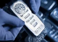 بررسی ادامه رکوردزنی تاریخی نقره در بازارهای جهانی