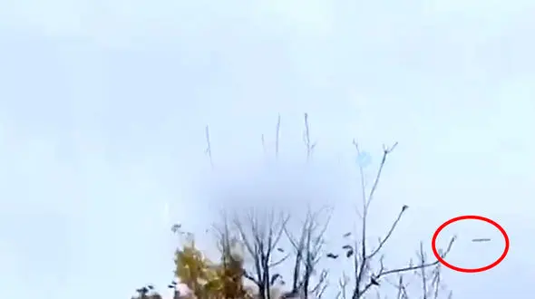 فیلم نبرد 2 هواپیما جنگی در آسمان را ببینید 