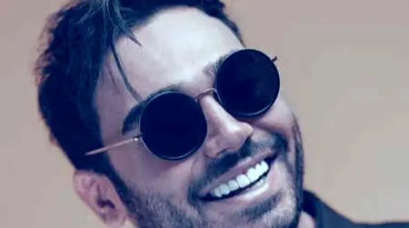 دانلود آواز باشکوه  آدم برفی سینا درخشنده/  آدم برفی گریه نکن آب شدی+ فیلم 