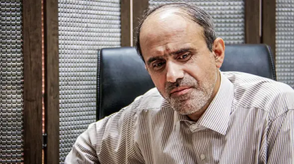 رئیس دانشگاه شاهد: ما در این دانشگاه دختران چادری را می‌پذیریم بنابراین دختری را مجبور نمی‌کنیم چادر سر کند