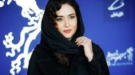 فیلم آواز شاد /  آموزش رقص داداش بزرگه پریناز ایزدیار وسط خانم ها /   خانما هم دست میزنن کیف میکنن !