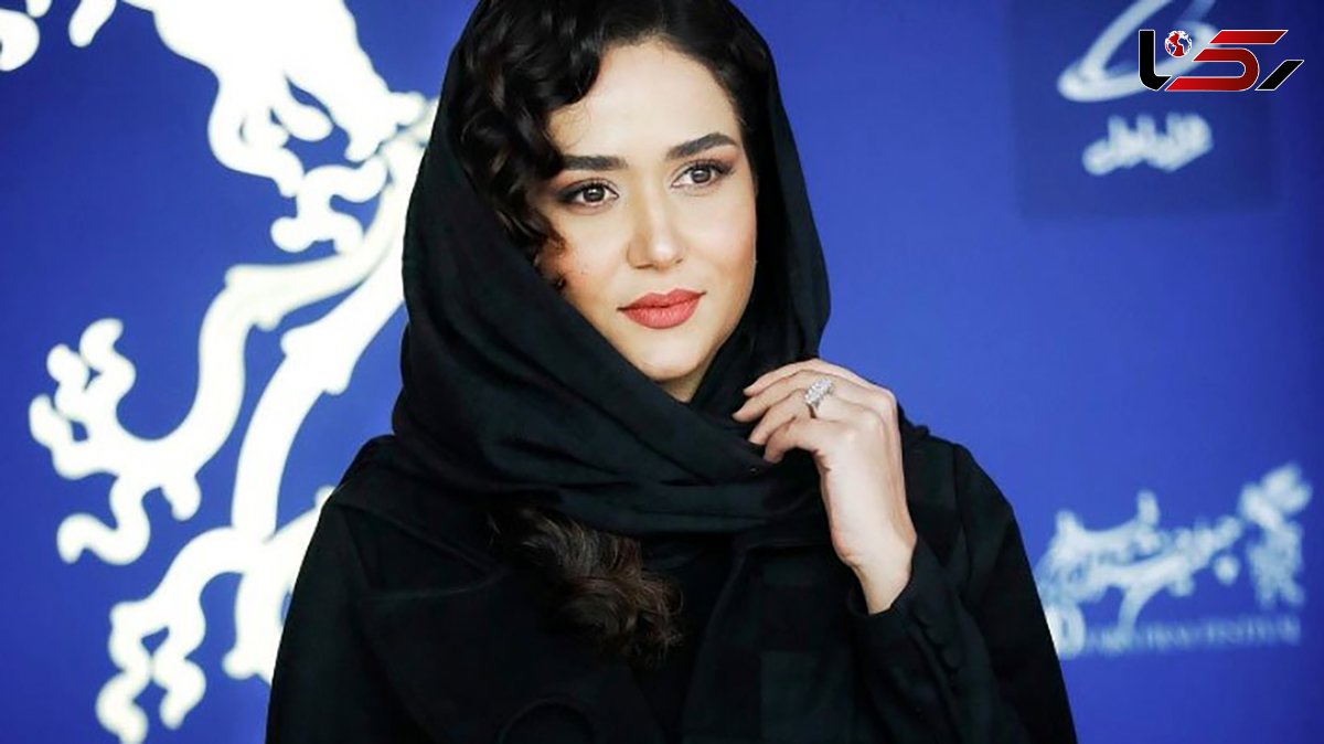 فیلم آواز شاد / آموزش رقص داداش بزرگه پریناز ایزدیار وسط خانم ها / خانما هم دست میزنن کیف میکنن !