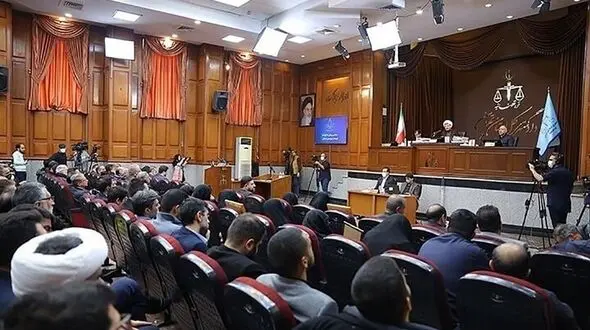 هواپیماربایی بوئینگ ۷۲۷ سازمان منافقین برای تبلیغات در رسانه ها