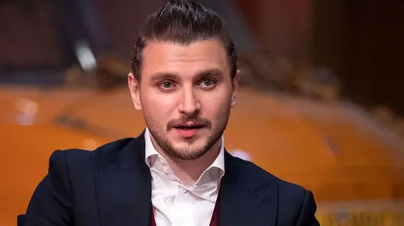 نگاهی به موتور برقی جذاب و خفن دارا حیایی، هاشم سریال ازسرنوشت/ چه رنگ شادی و منحصر به فردی+عکس