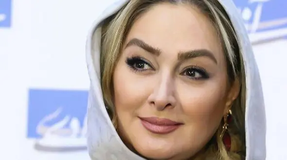 عکس/ سلفی عاشقانه الهام حمیدی و همسرش /  نگاهی به دکور ورودی منزل خانم بازیگر با تابلو نوستالژی که تو هیچ خونه ای امکان نداره نباشه