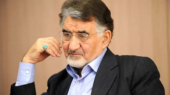 دلار 50 هزار تومانی شاهکار دولت است/ طبق معیارهای اقتصادی دلار 80 هزار تومان است