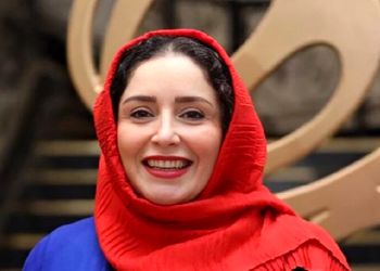 فیلم آواز خواندن باشکوه ژاله صامتی  برای کمال تبریزی .../ عه دوسه بنشی ...هی غم دیریت کشنمه ... / مبهوت میشید ...