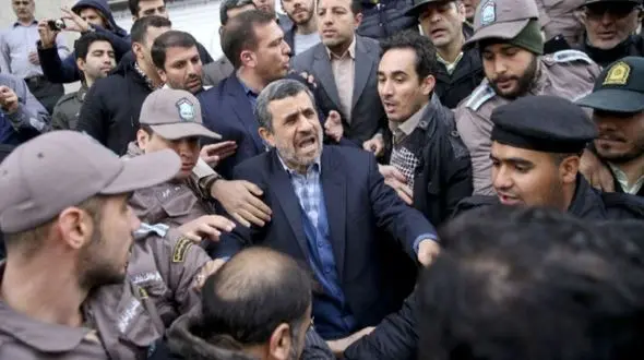 احمدی نژاد صبح امروز دستگیر شد !