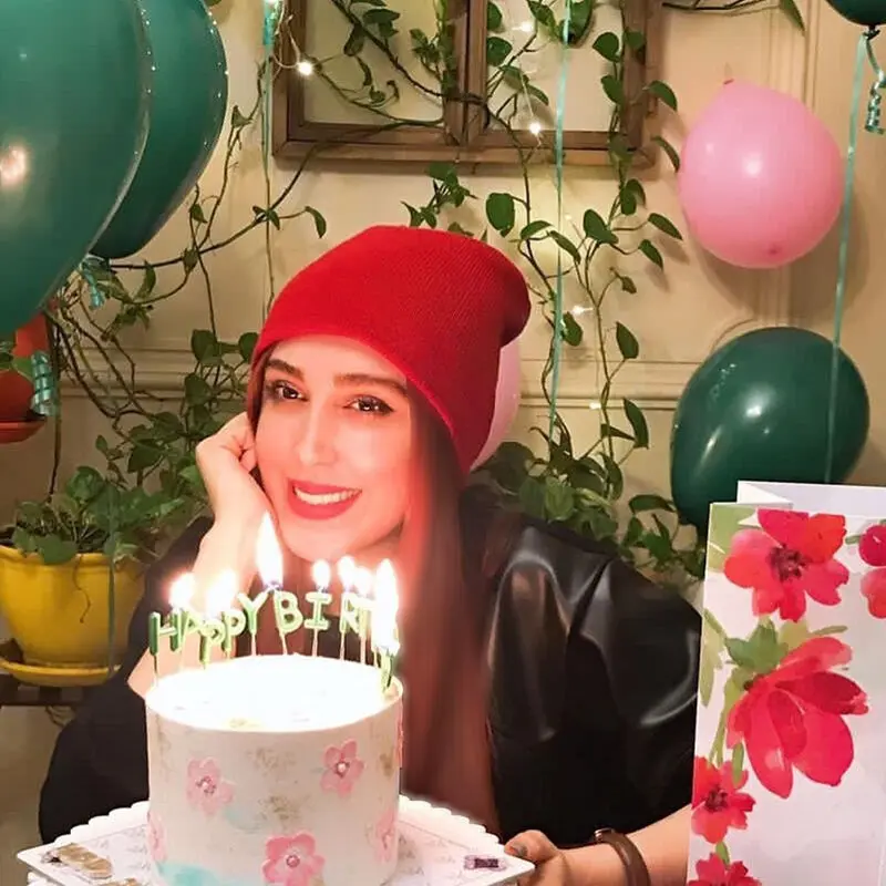 عاطفه باقری