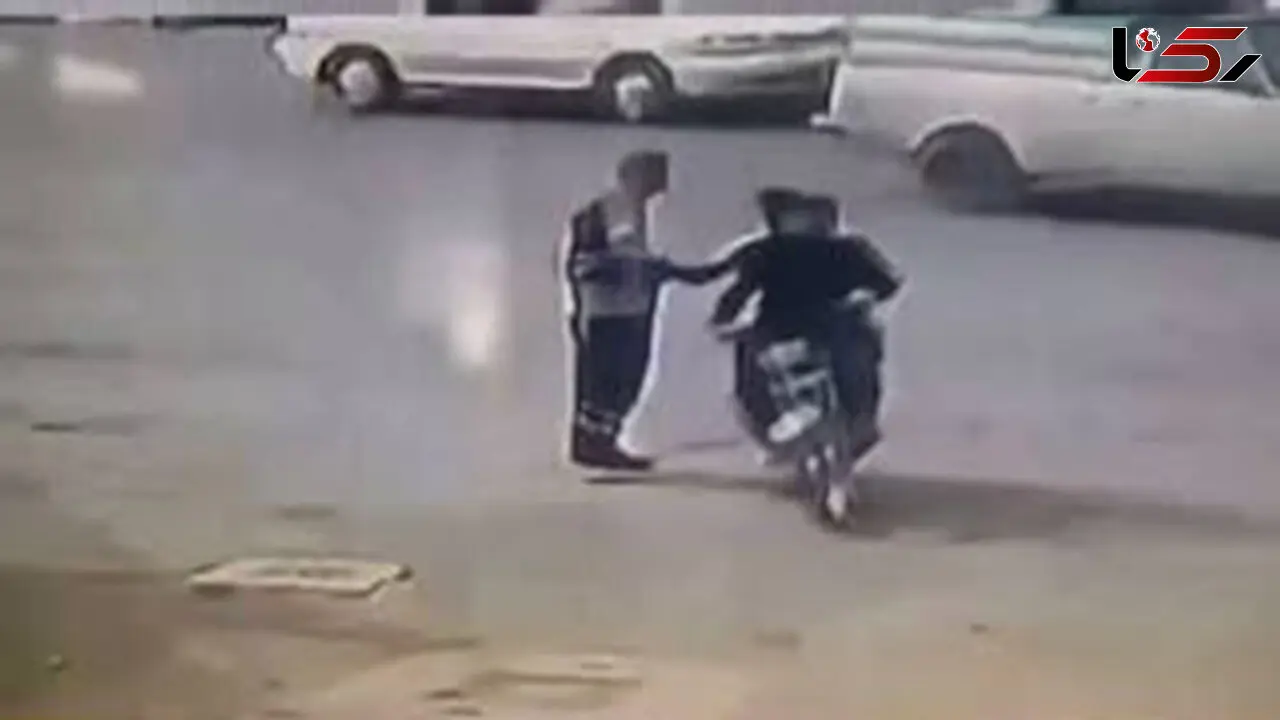 فیلم/ سارق موبایل پاکبان مشهدی دستگیر شد/ پشیمانم، غلط کردم