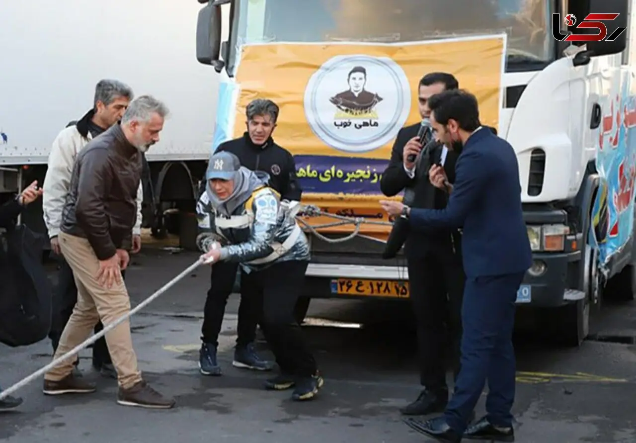 رکوردشکنی گیتی موسوی، قوی‌ترین زن جهان در تبری
