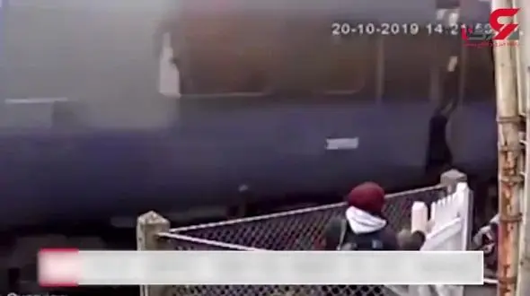 فرار از مرگ توسط موتورسوار + فیلم / لندن