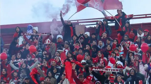 بازی بزرگ هفته بدون تماشاگران زن!