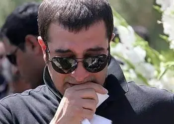 عکس ها / تیپ و استایل بازیگران و فوتبالی‌ها در مراسم ختم مادر مجید صالحی / از پرستو صالحی تا قلعه‌نویی از نیما نکیسا تا رضا عطاران، جواد رضویان و../ روحش شاد