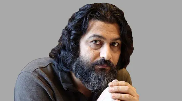 رحیم پور ازغدی خوب می داند اگر برای دولت انقلابی لات بازی دربیاورد بعدا باید به خیلی ها پاسخ دهد