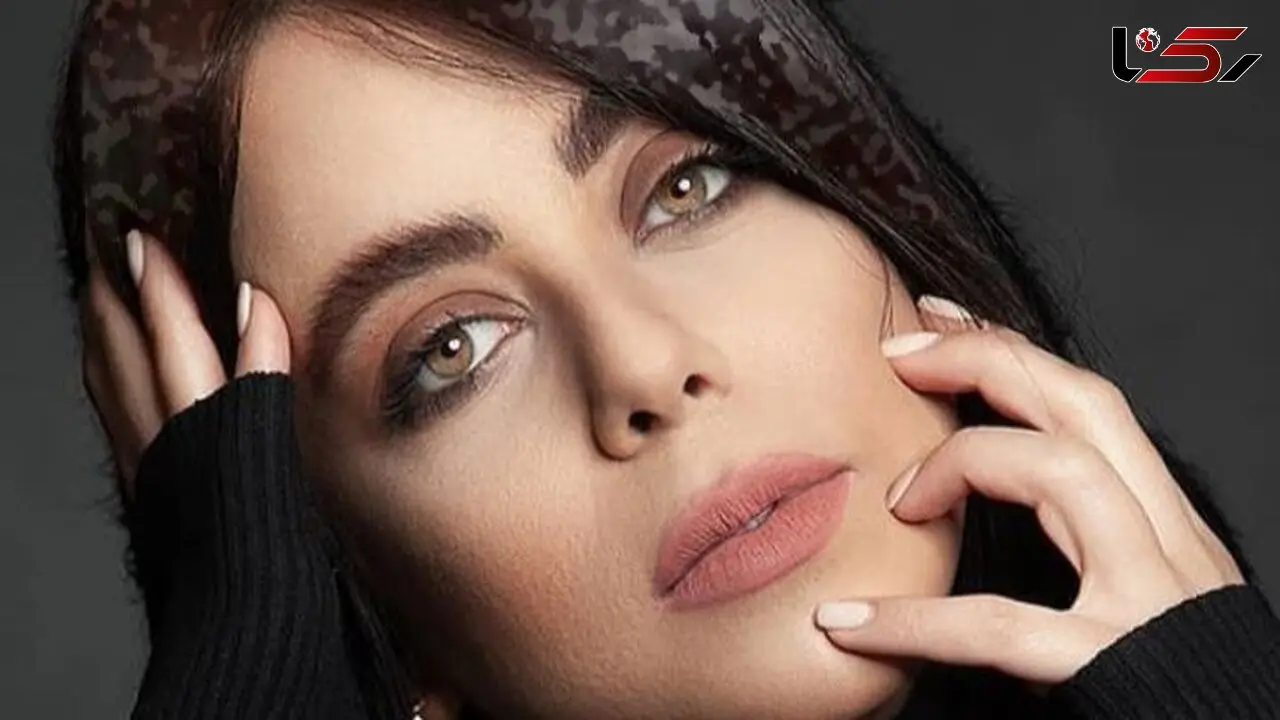عکس ها / تغییر ظاهر خانم بازیگر در مجری گری برنامه رمضانی تلویزیون  / تفاوت استایل الهام اخوان بیرون صدا و سیما تا روی آنتن