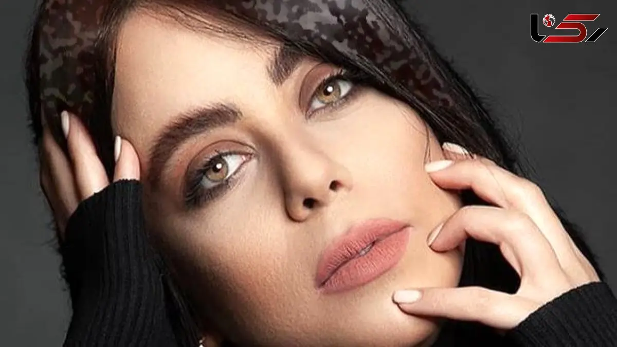 عکس ها / تغییر ظاهر خانم بازیگر در مجری گری برنامه رمضانی تلویزیون  / تفاوت استایل الهام اخوان بیرون صدا و سیما تا روی آنتن