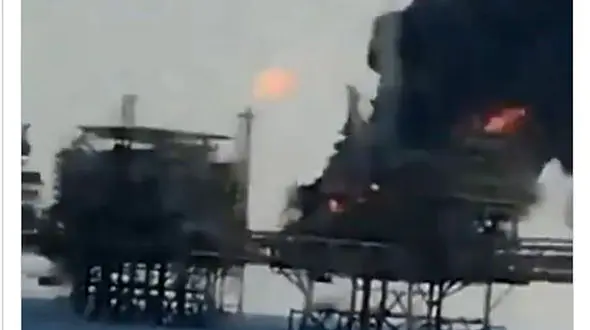 انفجار هولناک درسکوی نفتی + فیلم