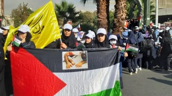 دانش آموز کلاس یازدهمی تهرانی : به زودی از شر رژیم صهیونیستی خلاص می‌شویم