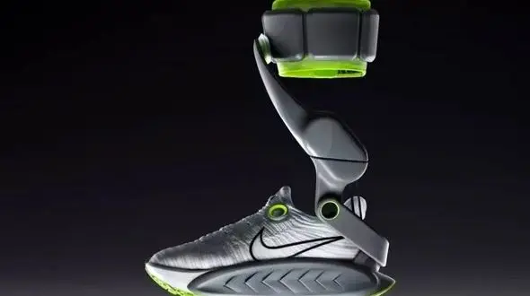 اولین کفش نیروی کمکی؛ راحت‌ تر بدوید و پیاده‌ روی کنید!