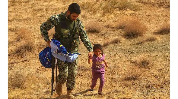 تائید  اقدام انسانی ارتش در نجات دخترک افغان در مرز / مرزبانی ناجا قدردانی کرد 