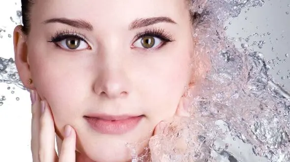 بهترین روش شست و شوی پوست های چرب و خشک