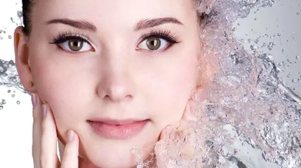 بهترین روش شست و شوی پوست های چرب و خشک