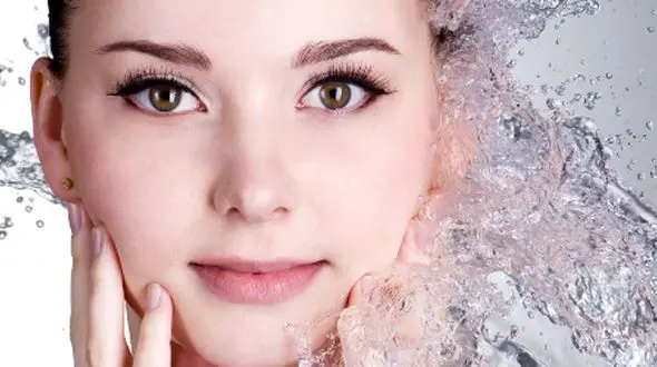 بهترین روش شست و شوی پوست های چرب و خشک