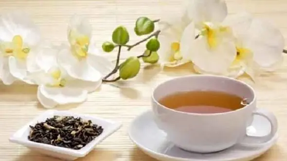 مصرف دمنوش دارچین و آویشن برای پیشگیری از سرماخوردگی 