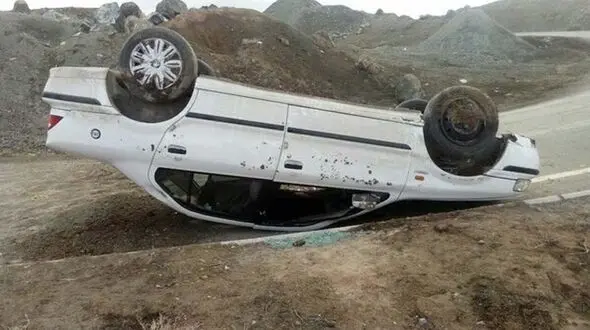 واژگونی مرگبار سمند در جاده یاسوج