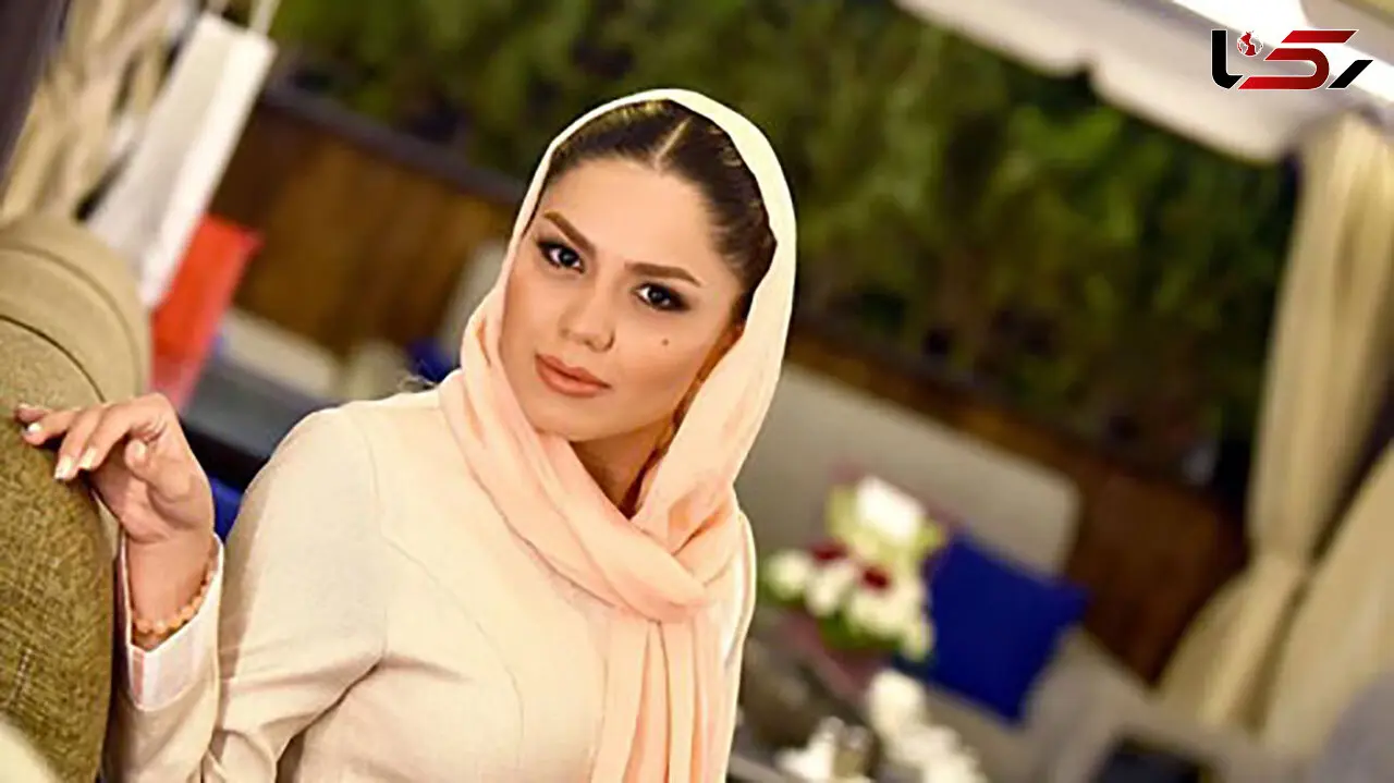 
لباس های عجیب آزاده زارعی کنار دریا + عکس
