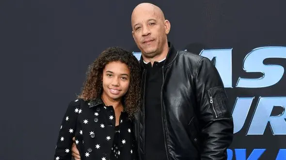 بازیگر معروف دخترش را به سینما آورد/ رونمایی از "سریع و خشمگین"