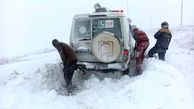  بارش شدید برف در شهرستان چاراویماق وگیر افتادن  آمبولانس امدادی مادر باردار  در برف وکولاک