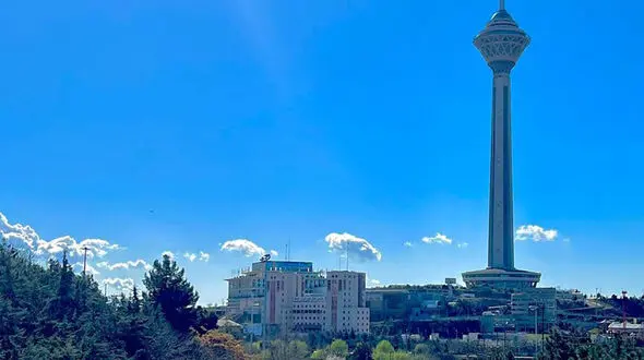  هوای قابل قبول تهران در روز طبیعت 