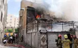 فیلم آتش سوزی انبار در خیابان مولوی تهران + علت و جزئیات آن