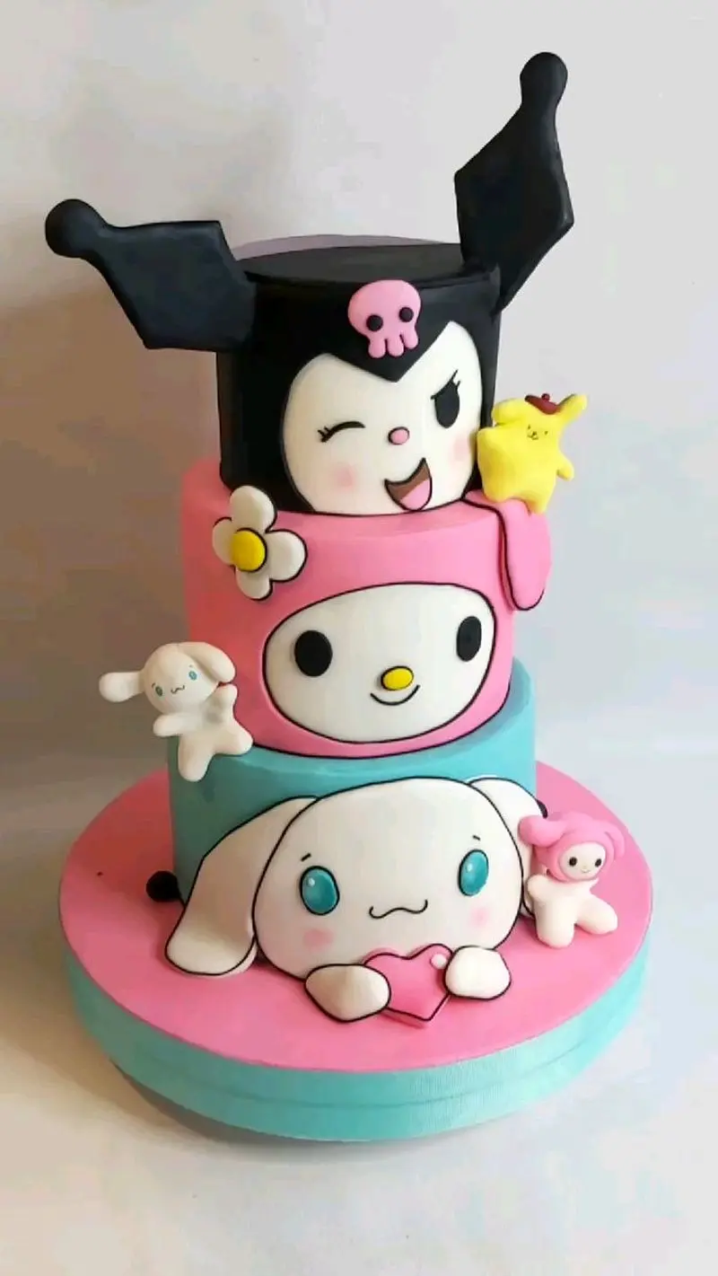 کیک تولد کرومی ساده