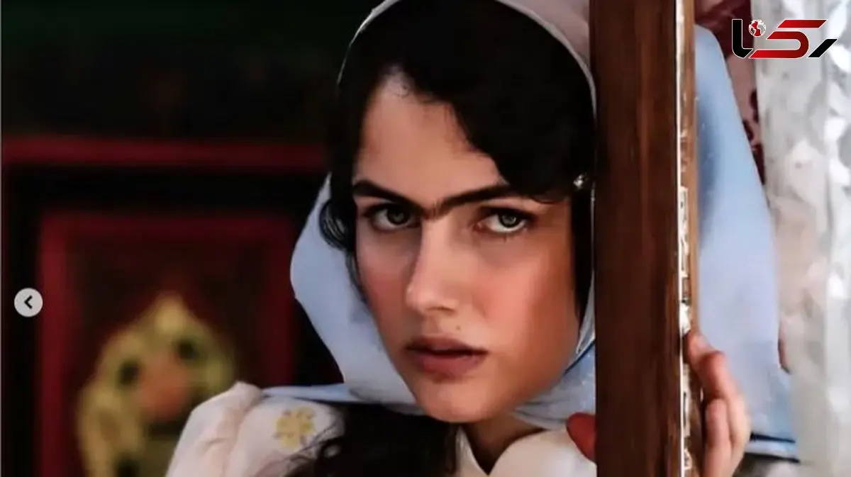 چهره کاملا متفاوت خجسته سریال بامداد خمار خارج از سریال و بدون گریم.../ با این چشم و ابروهای گیرا شبیه به ملکه فوزیه همسر اول محمدرضا شاه است!