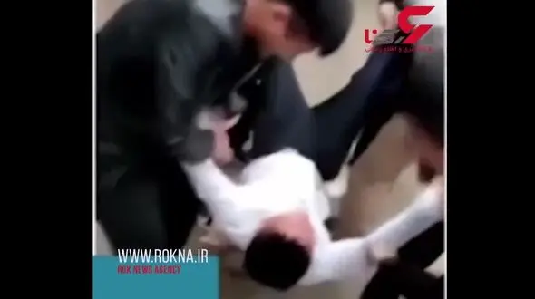 بلایی که بر سر ساقدوش داماد در رسم عجیب در عروسی آمد + فیلم 