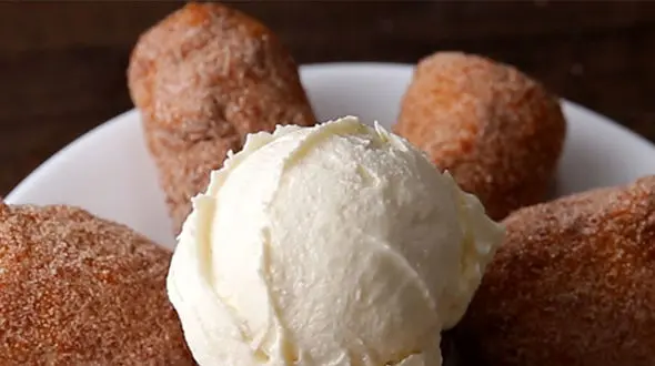 موز رولی طعم دار  با عطر دارچین+دستور تهیه در خانه